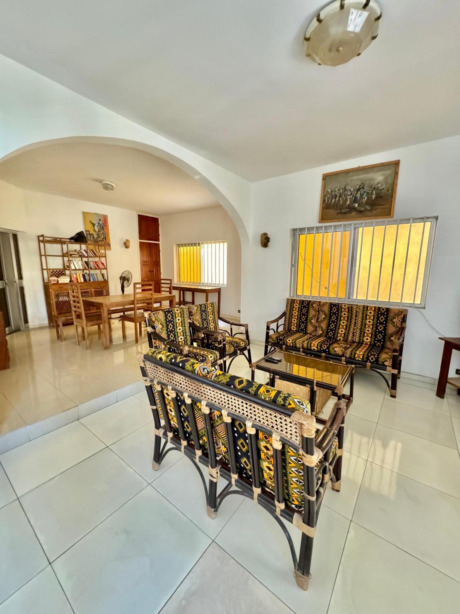 Guesthouse Cocotiers โกโตนู ภายนอก รูปภาพ