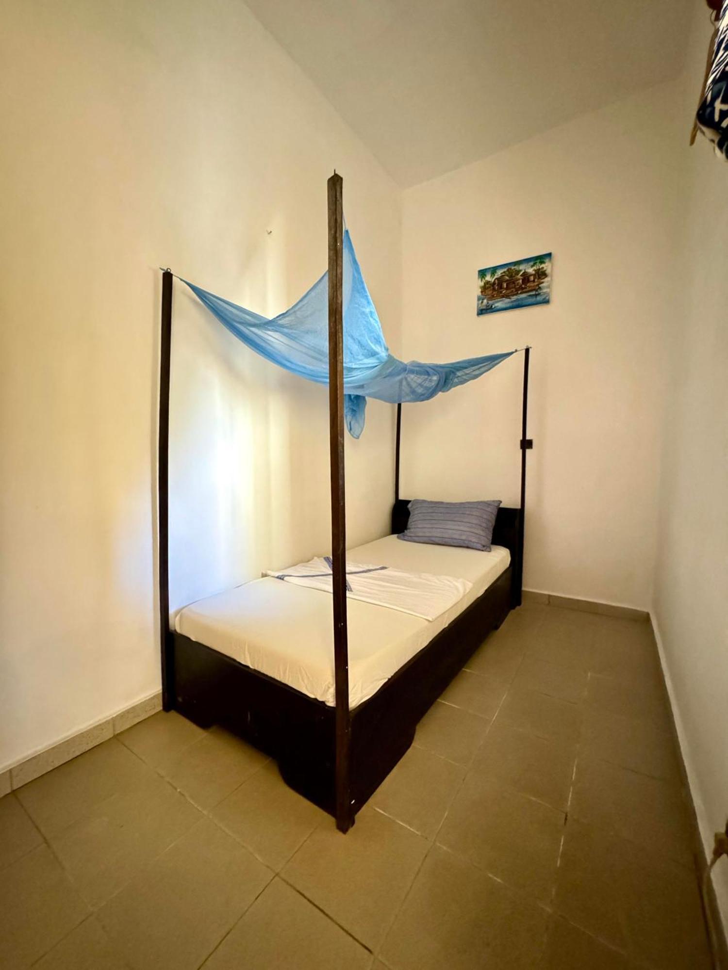 Guesthouse Cocotiers โกโตนู ภายนอก รูปภาพ